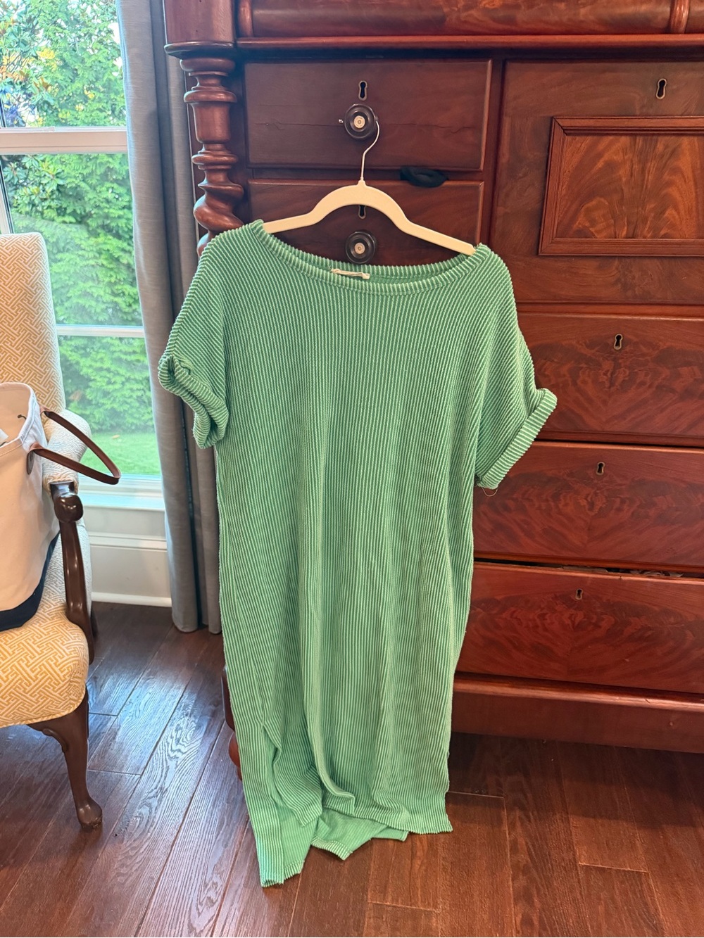 entro Mint Green Ribbed Short Sleeve Midi Dress
